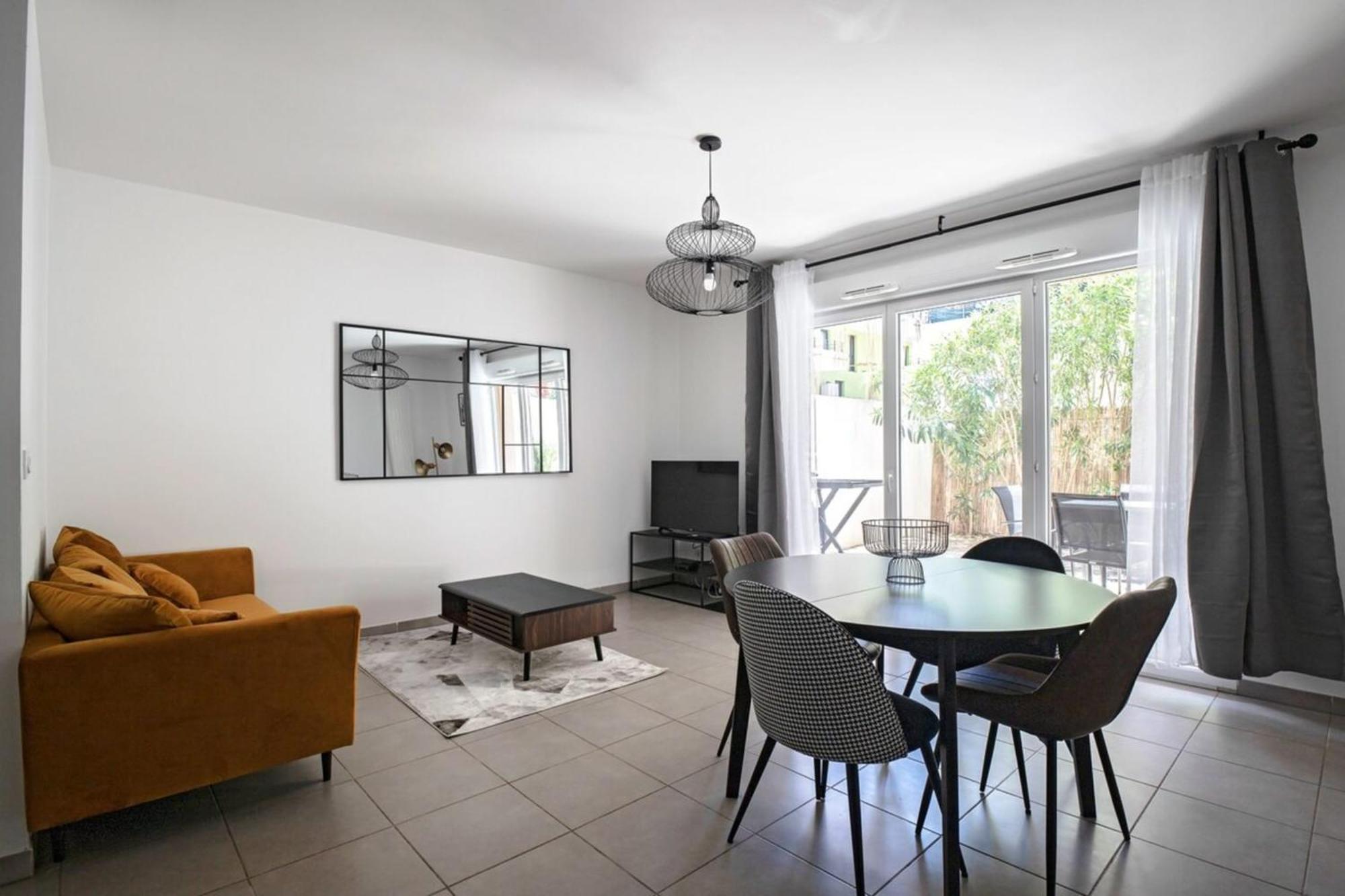 Le Juvignacois- 2 Bedrooms And Large Terrace ! المظهر الخارجي الصورة